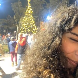 Meet your Posher, Carlos